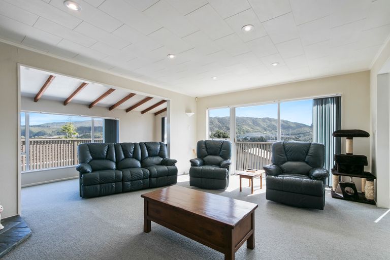 Photo of property in 26 Kingsley Street, Stokes Valley, Lower Hutt, 5019