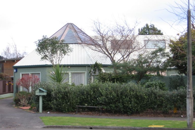 Photo of property in 26 Hind Place, Hokowhitu, Palmerston North, 4410