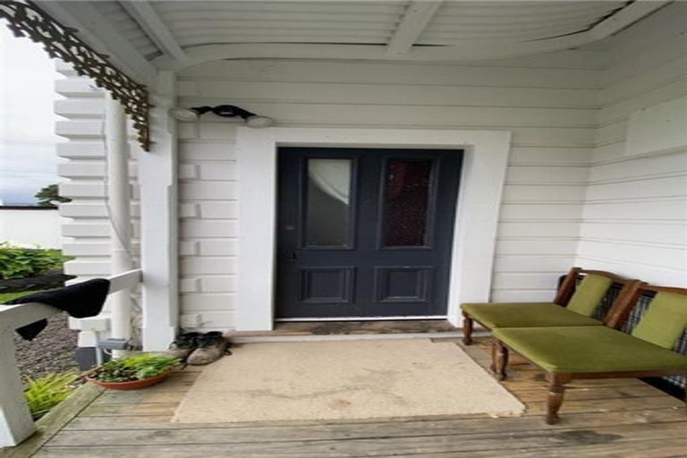 Photo of property in 5a1-5 Waerenga Road, Otaki, 5512