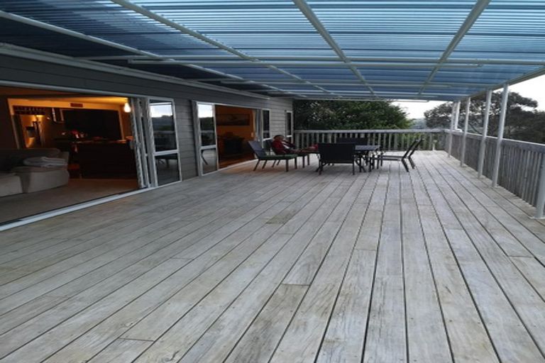 Photo of property in 1 Riverhaven Drive, Wade Heads, Whangaparaoa, 0932