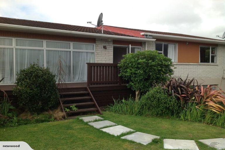 Photo of property in 53 Kennedy Drive, Levin, 5510