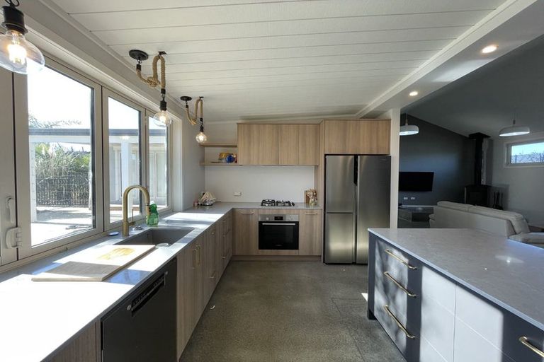 Photo of property in 39 Pohutukawa Drive, Eskdale, Napier, 4182