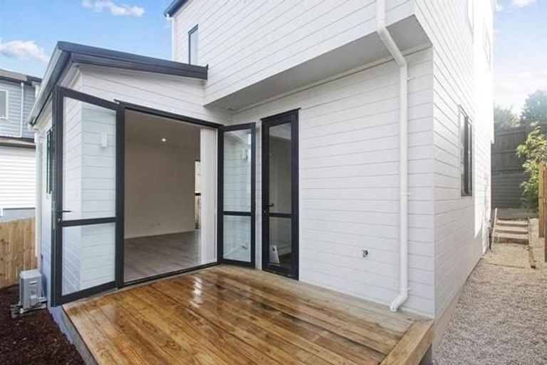 Photo of property in 21d Andrew Road, Howick, Auckland, 2010