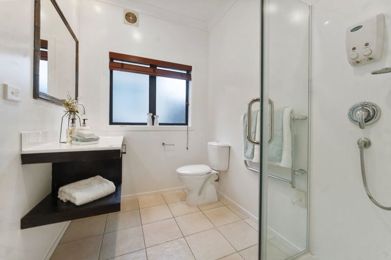 Photo of property in 1a Whitby Crescent, Mairangi Bay, Auckland, 0630