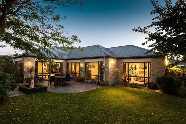 Photo of property in 37 Riverton Terrace, Halswell, Christchurch, 8025