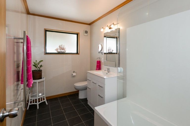 Photo of property in 286 Whirinaki Road, Eskdale, Napier, 4182