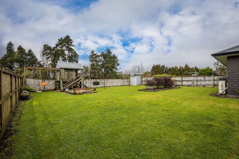 Photo of property in 503 Richmond Road, Lepperton, New Plymouth, 4373
