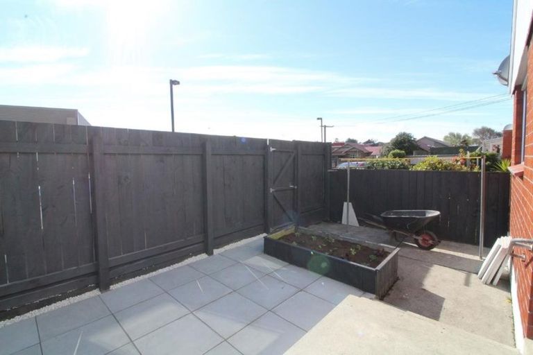 Photo of property in 20i Oxford Street, South Dunedin, Dunedin, 9012