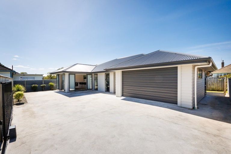 Photo of property in 27b Tyne Street, Roslyn, Palmerston North, 4414