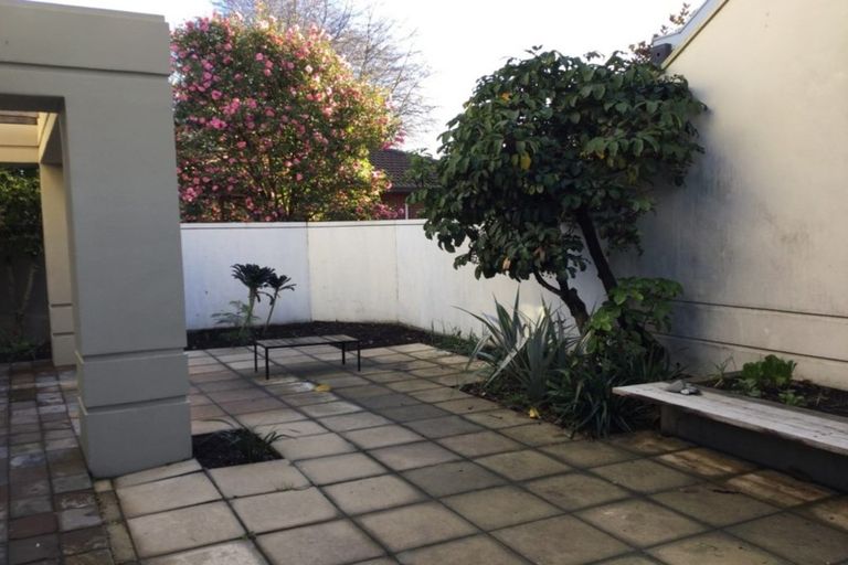 Photo of property in 2/15 Office Road, Merivale, Christchurch, 8014