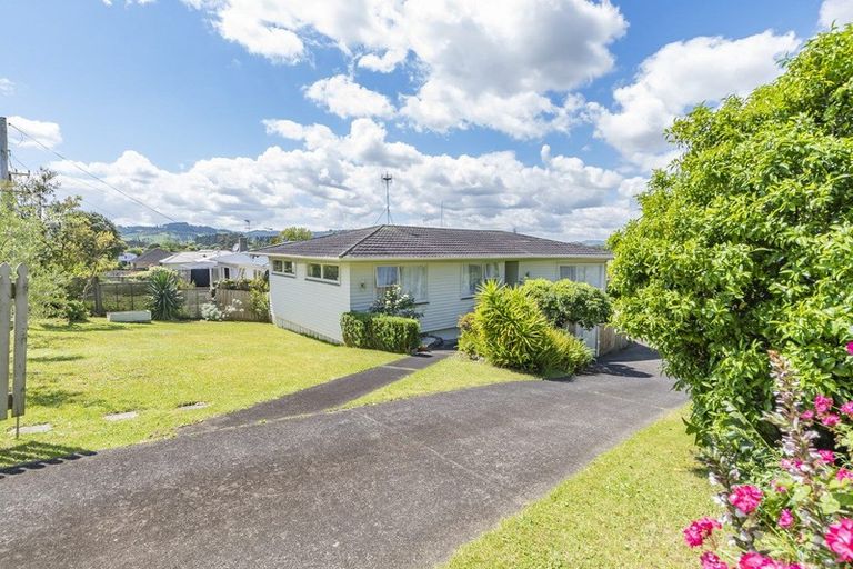 Photo of property in 3 Boundary Road, Opaheke, Papakura, 2113
