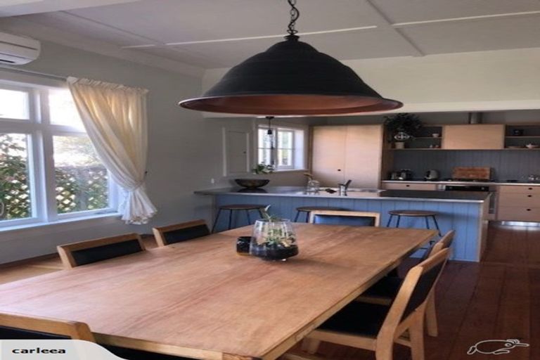 Photo of property in 25 Cobden Road, Bluff Hill, Napier, 4110