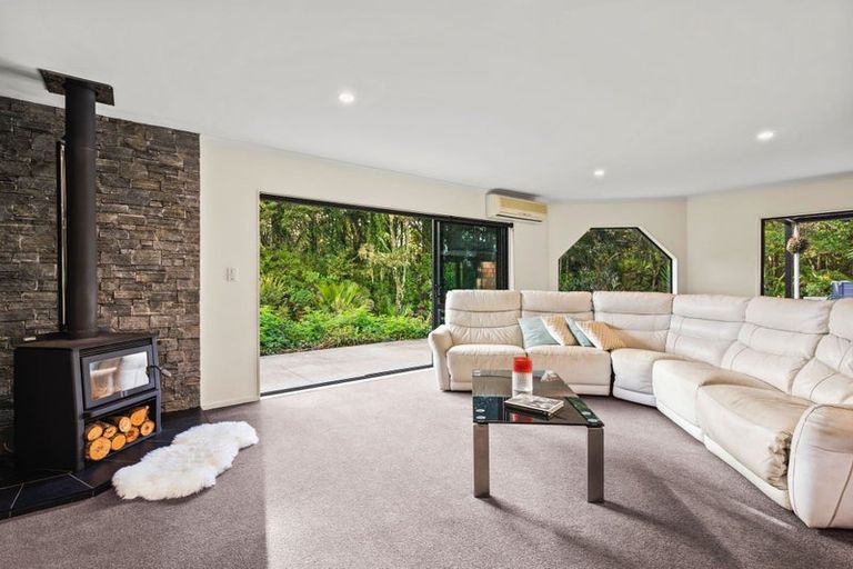 Photo of property in 327 Tangihua Road, Maungakaramea, Whangarei, 0178