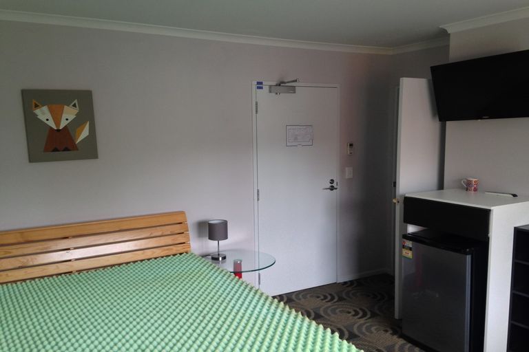 Photo of property in 13 Duke Street, North Dunedin, Dunedin, 9016