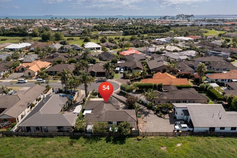 Photo of property in 54 Oreti Crescent, Papamoa Beach, Papamoa, 3118