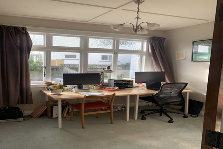 Photo of property in 335 Adelaide Road, Newtown, Wellington, 6021