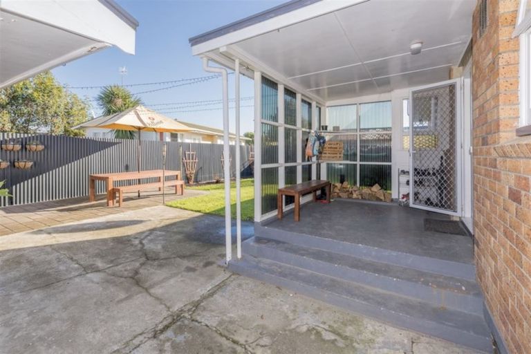 Photo of property in 3 Collingwood Street, Levin, 5510