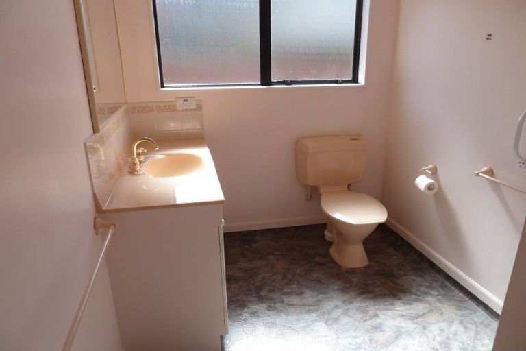 Photo of property in 12 Willowbank Crescent, Feilding, 4702