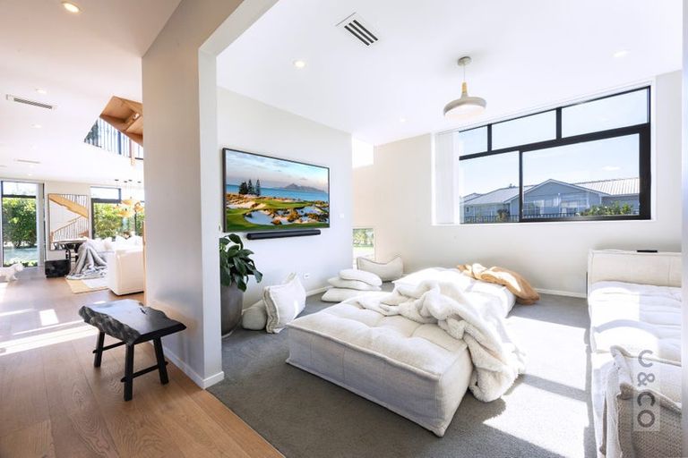 Photo of property in 2 Pitoitoi Drive, Riverhead, 0820