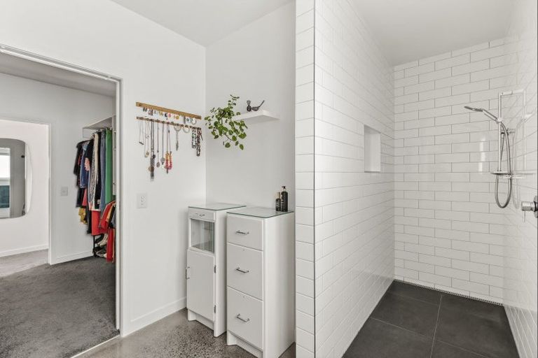 Photo of property in 33 Jarrett Terrace, Leamington, Cambridge, 3432