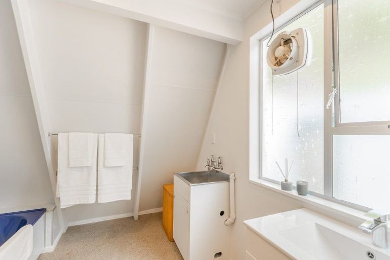 Photo of property in 82a Raumati Road, Raumati Beach, Paraparaumu, 5032