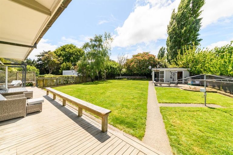 Photo of property in 21 Calico Line, Marton, 4710