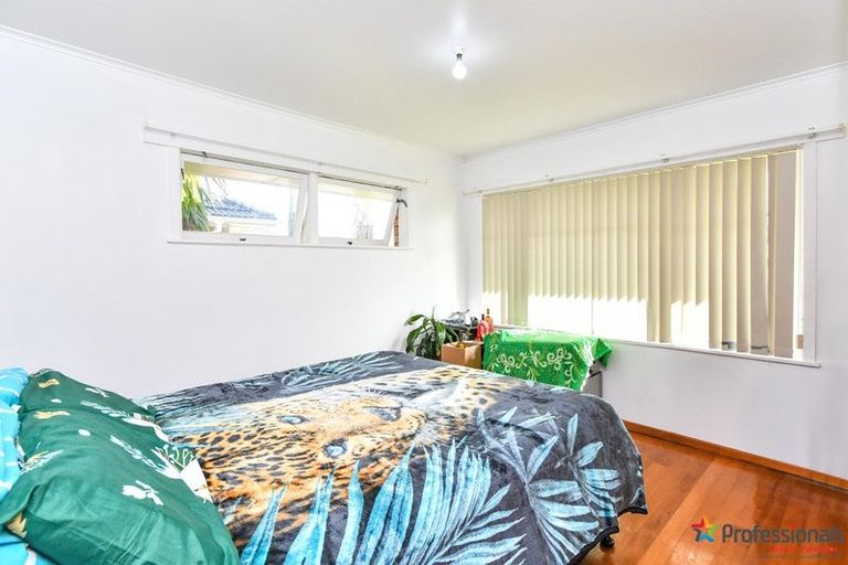 Photo of property in 12 Greenmeadows Avenue, Manurewa East, Auckland, 2102