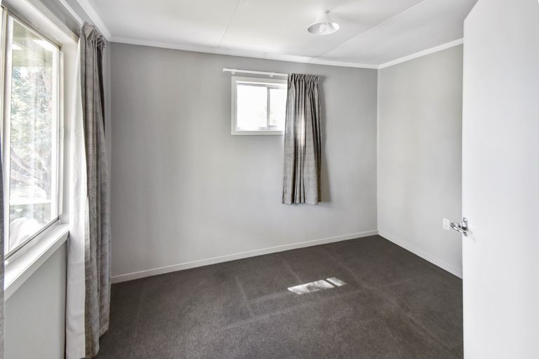 Photo of property in 38 Simons Street, Twizel, 7901