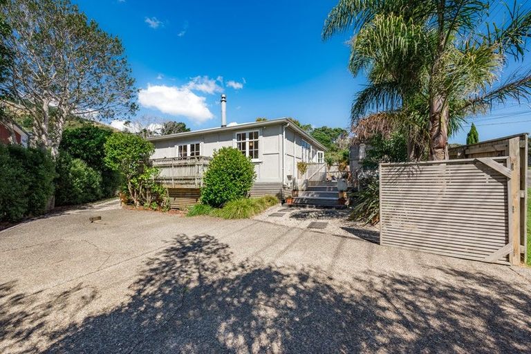 Photo of property in 99a Ruapehu Street, Paraparaumu, 5032