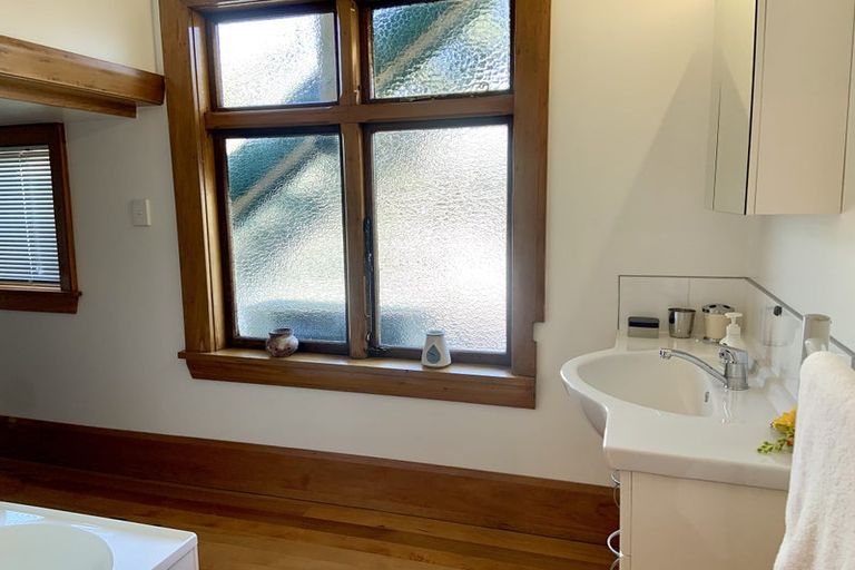 Photo of property in 100 Hawke Street, New Brighton, Christchurch, 8083