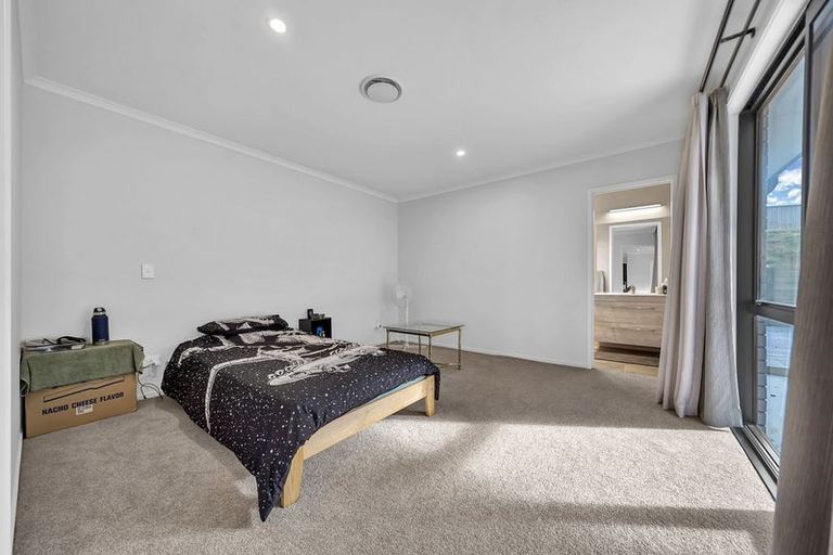 Photo of property in 26 Peacock Place, Pokeno, 2402