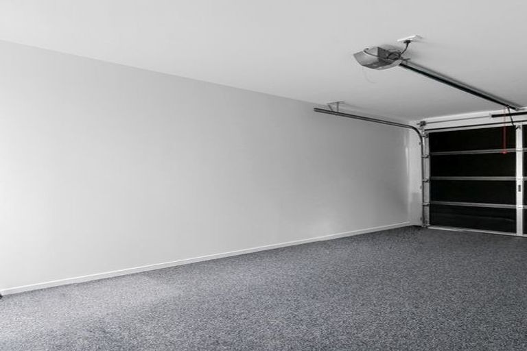 Photo of property in 2/78 Sandwich Road, Saint Andrews, Hamilton, 3200