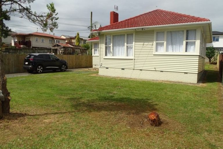Photo of property in 36 Pah Road, Papatoetoe, Auckland, 2025