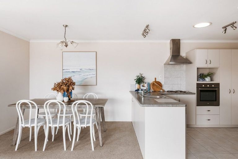 Photo of property in 3 Ashton Way, Welcome Bay, Tauranga, 3112