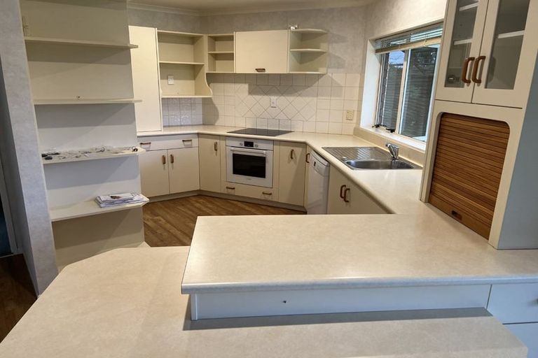 Photo of property in 118 Waihou Road, Levin, 5571