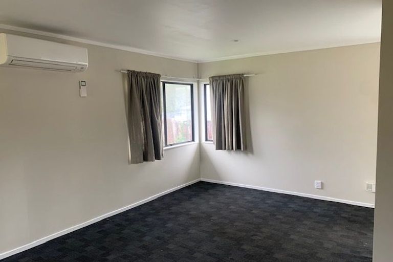 Photo of property in 1/15 Ballance Avenue, Papatoetoe, Auckland, 2104