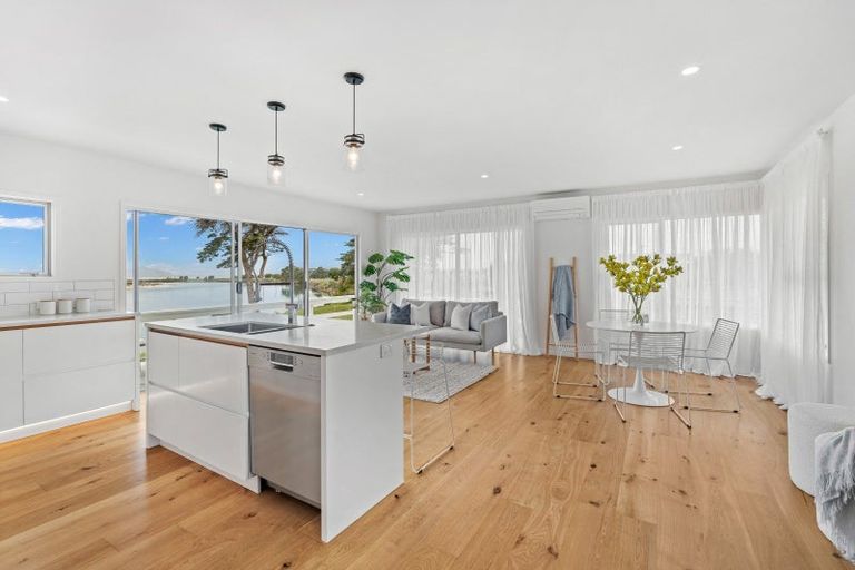 Photo of property in 281 Cove Road, Waipu, 0582