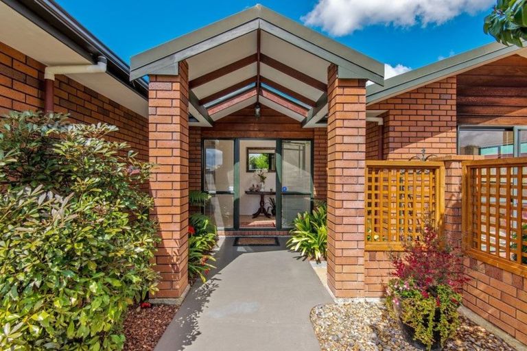 Photo of property in 7 Strachan Way, Highbury, Palmerston North, 4412
