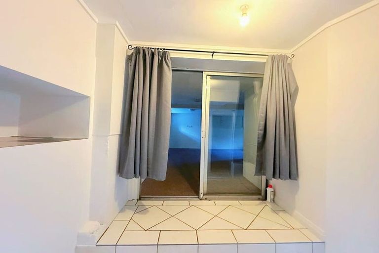 Photo of property in 32 Regent Street, Devonport, Auckland, 0624