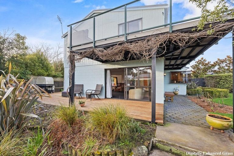 Photo of property in 11a Pinaster Place, Parklands, Christchurch, 8083