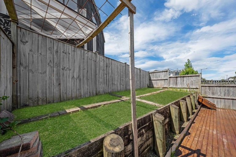 Photo of property in 68 Kano Way, Hobsonville, Auckland, 0616