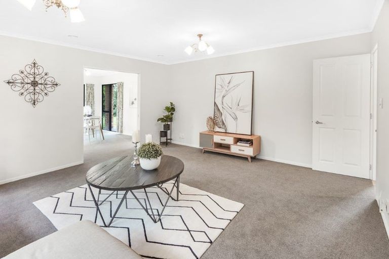 Photo of property in 17 Montrose Crescent, Huntington, Hamilton, 3210