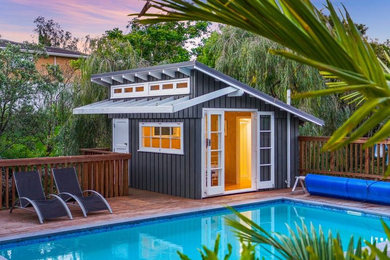 Photo of property in 39 Kamara Road, Glen Eden, Auckland, 0602