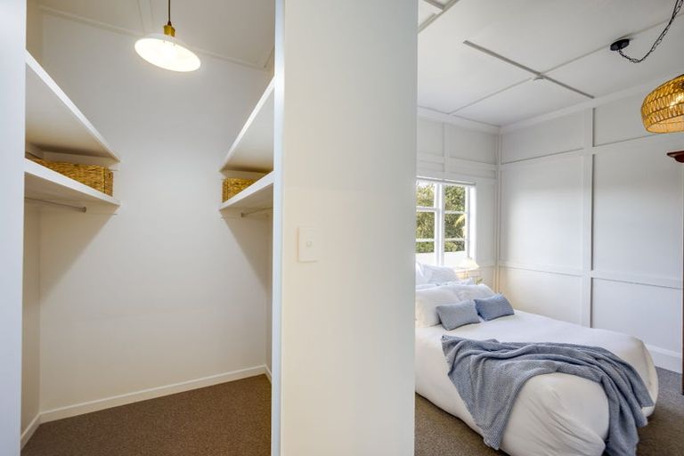 Photo of property in 11a Moeller Street, Taradale, Napier, 4112
