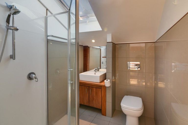 Photo of property in 13 Forbes Place, Glenorchy, 9372