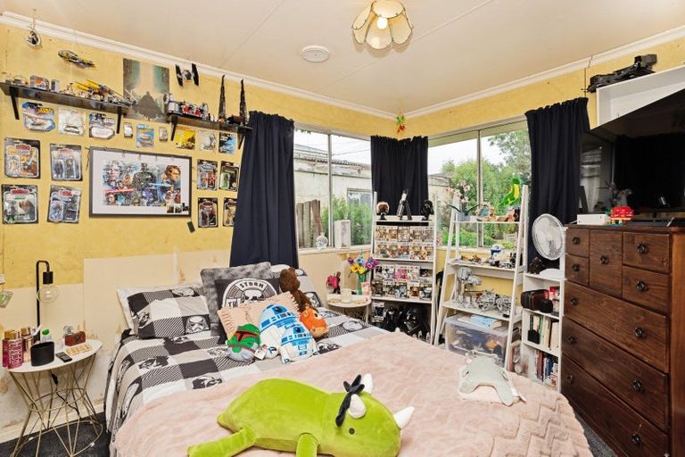 Photo of property in 33 Charles Street, Grasmere, Invercargill, 9810