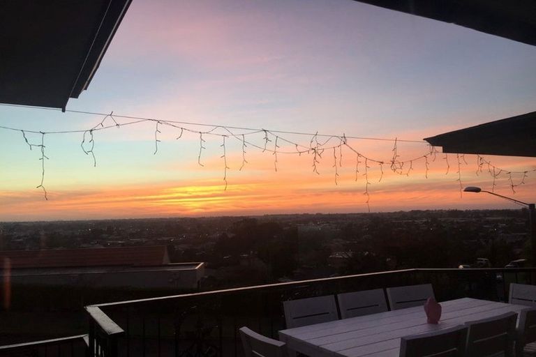 Photo of property in 79 Churchill Drive, Taradale, Napier, 4112