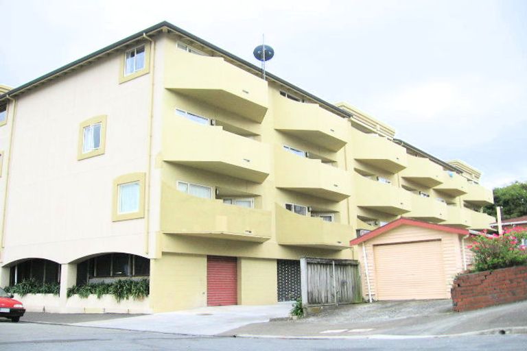 Photo of property in 83 Herald Street, Berhampore, Wellington, 6023