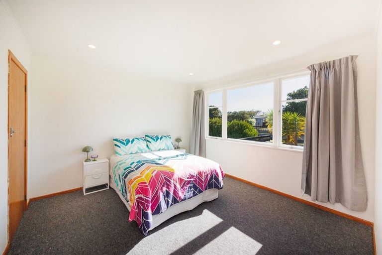 Photo of property in 18 Anakiwa Street, Kelvin Grove, Palmerston North, 4414