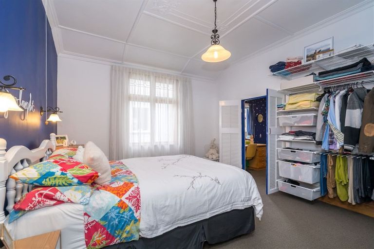 Photo of property in 239 Macandrew Road, Forbury, Dunedin, 9012